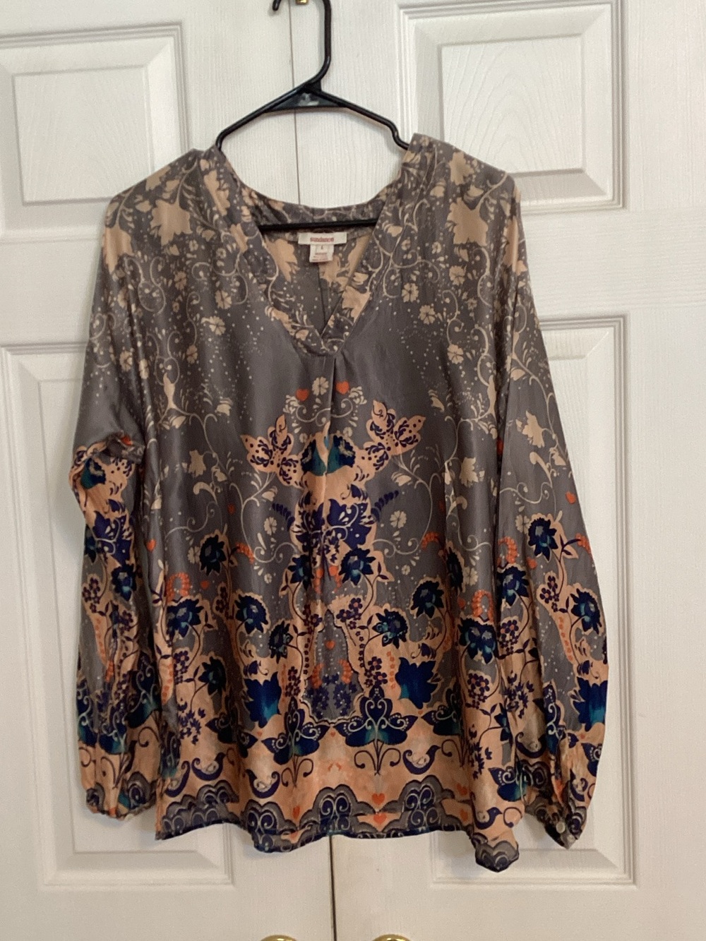 sundance boutique Gray Satin Floral V-Neck Blouse with Blue & Tan Motif